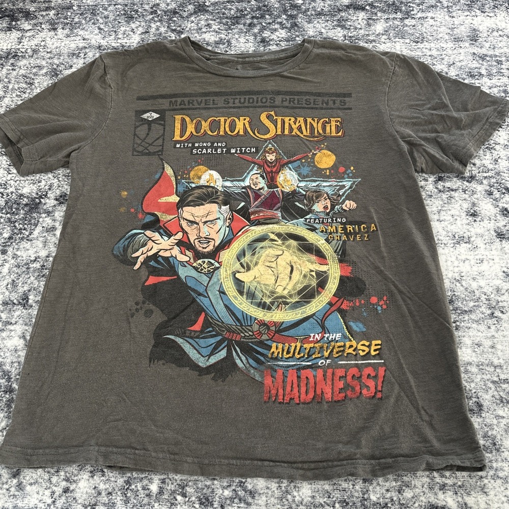 Disney Marvel Doctor Strange Multiverse of Madness Graphic Shirt Mens Small S